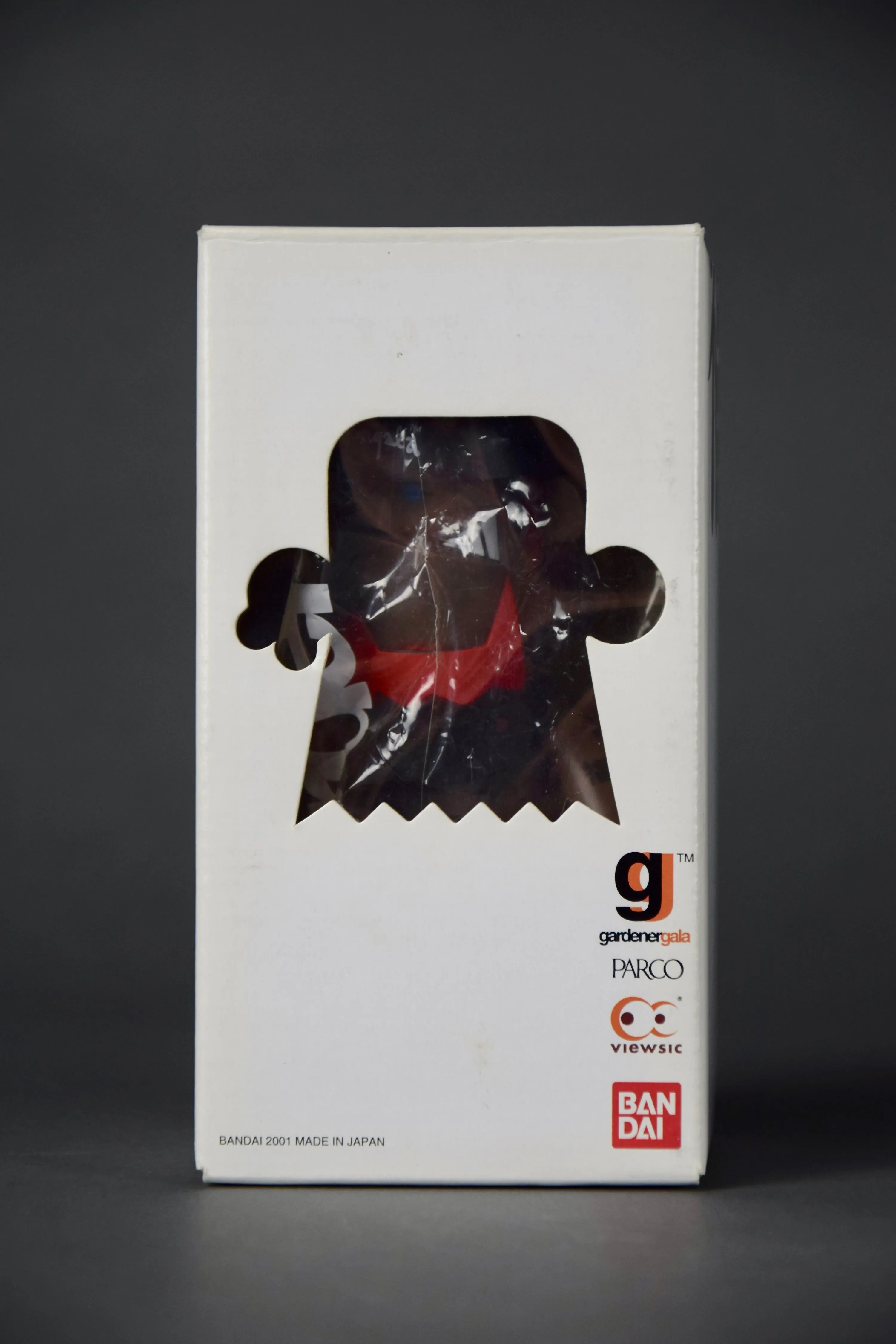 Brain 2001 Vinyl Art by michael lau produced by Bandai Japan