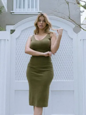 Chic Ribbed Knit Midi Dress