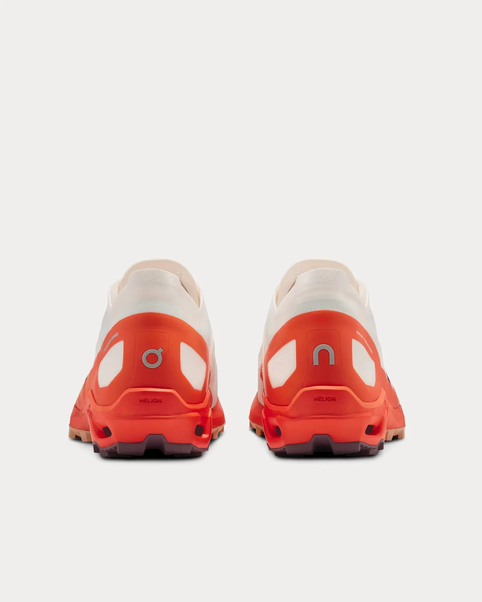 Cloudventure Peak 3 Undyed / Flame Running Shoes