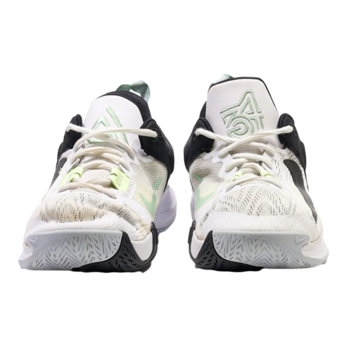 NIKE Giannis Immortality 2022 Sneaker Trainers White Synthetic Boys UK 5.5