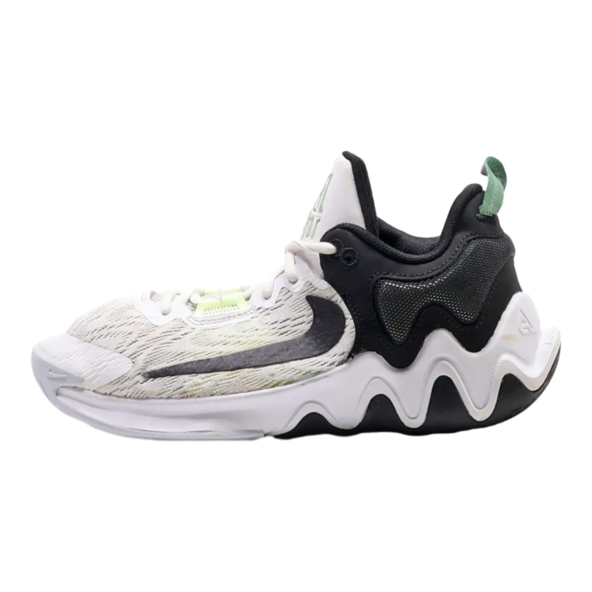 NIKE Giannis Immortality 2022 Sneaker Trainers White Synthetic Boys UK 5.5