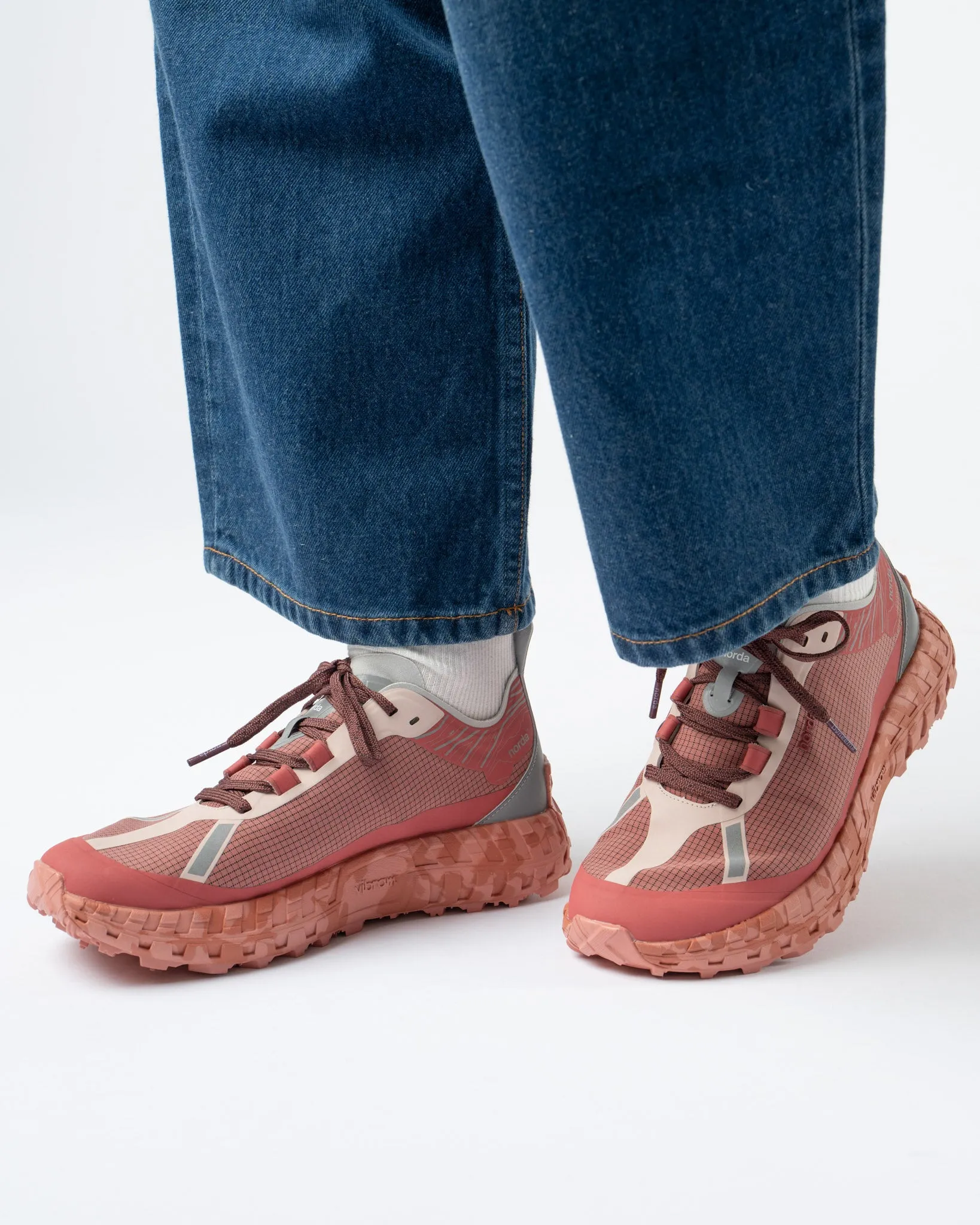 Norda Womens Trail Running Shoes Vermillion 001